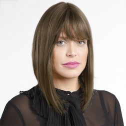 Franja Curta Lisa Castanho Claro